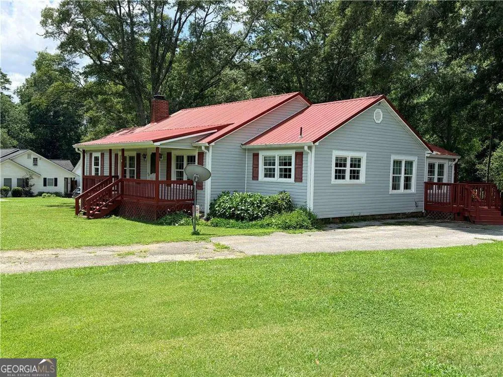 16 Garrett AVE Bremen, GA 30110