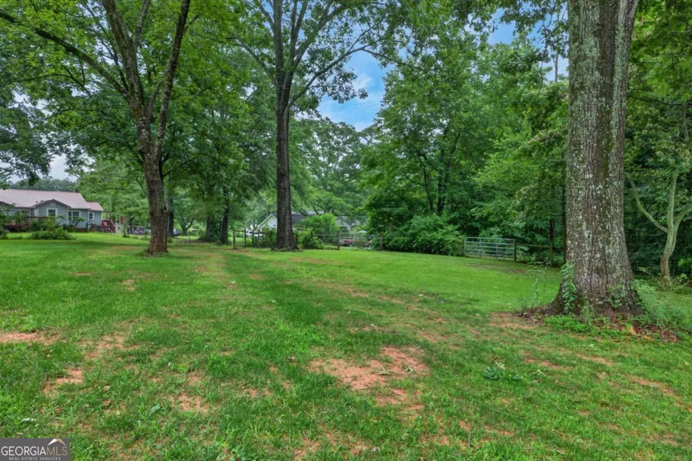 16 Garrett AVE Bremen, GA 30110