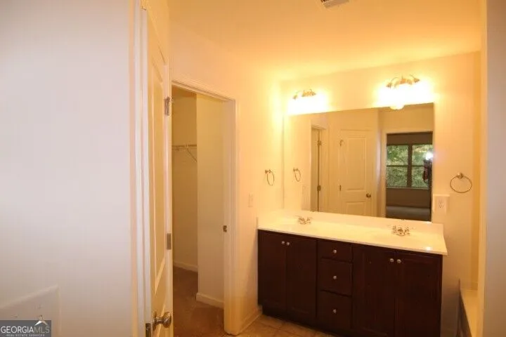 5850 Vinyard LN Cumming, GA 30041