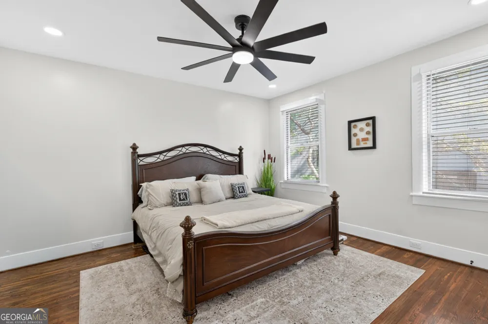 37 Poplar ST Covington, GA 30014