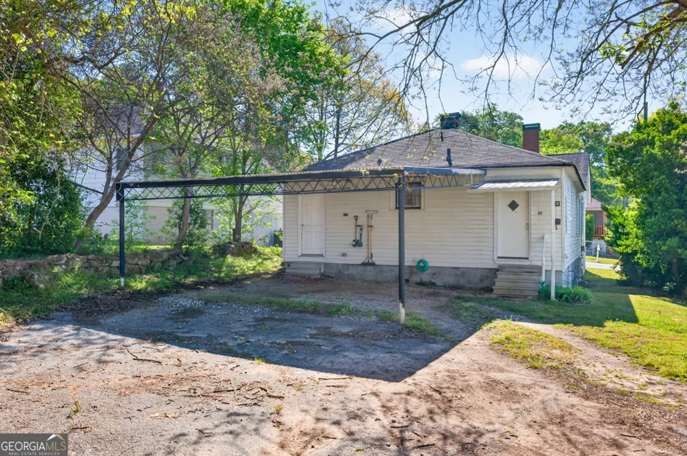 37 Poplar ST Covington, GA 30014