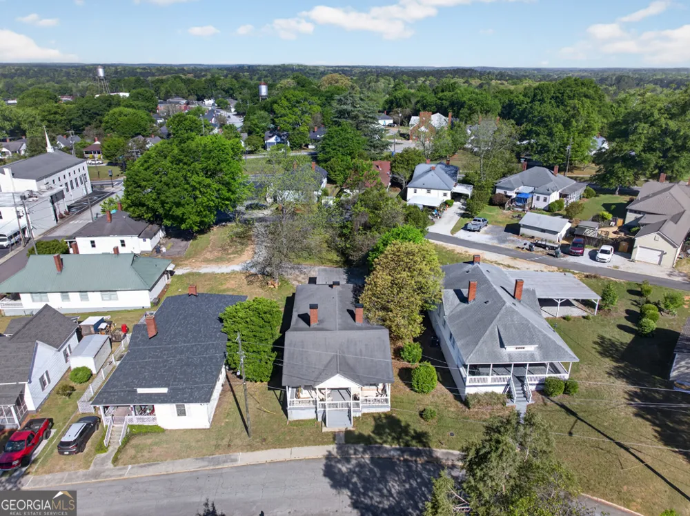 37 Poplar ST Covington, GA 30014