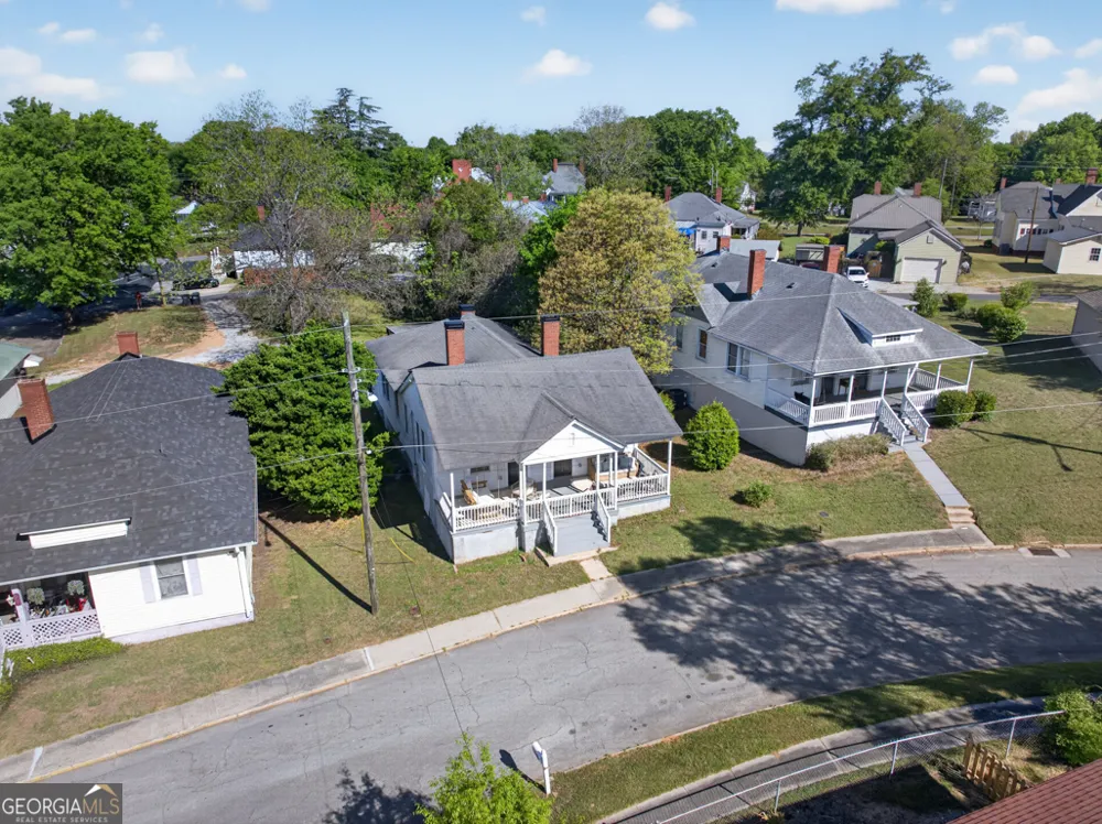 37 Poplar ST Covington, GA 30014