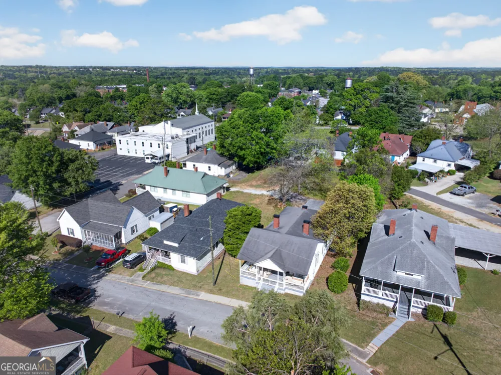 37 Poplar ST Covington, GA 30014