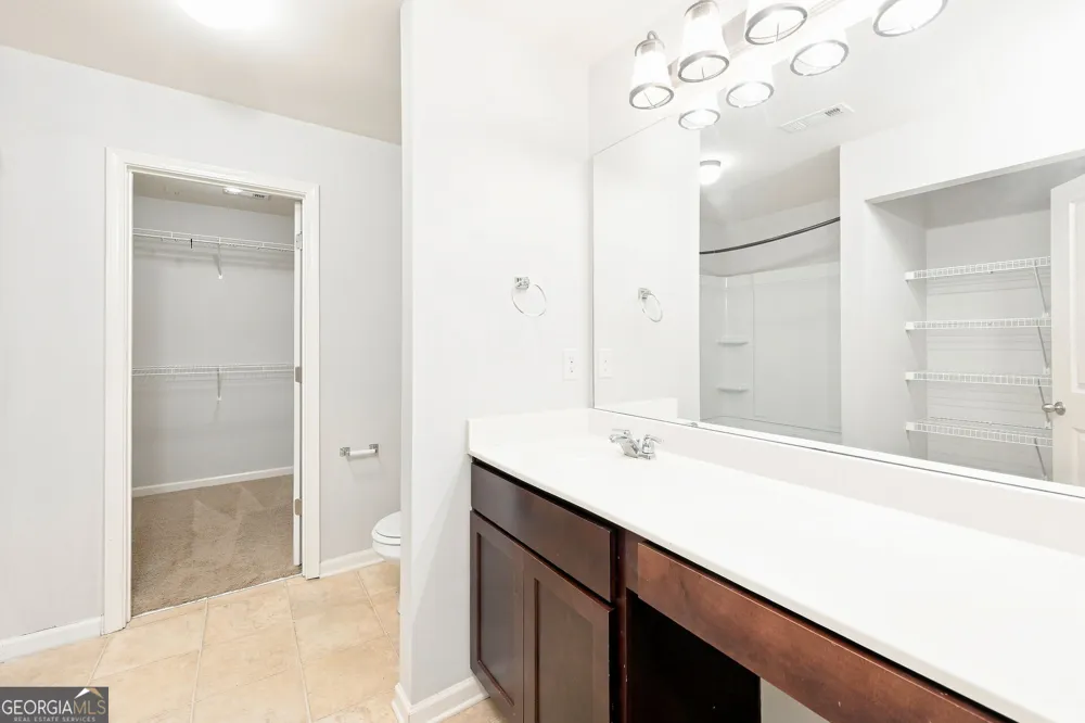 1043 Sutherland DR Winder, GA 30680