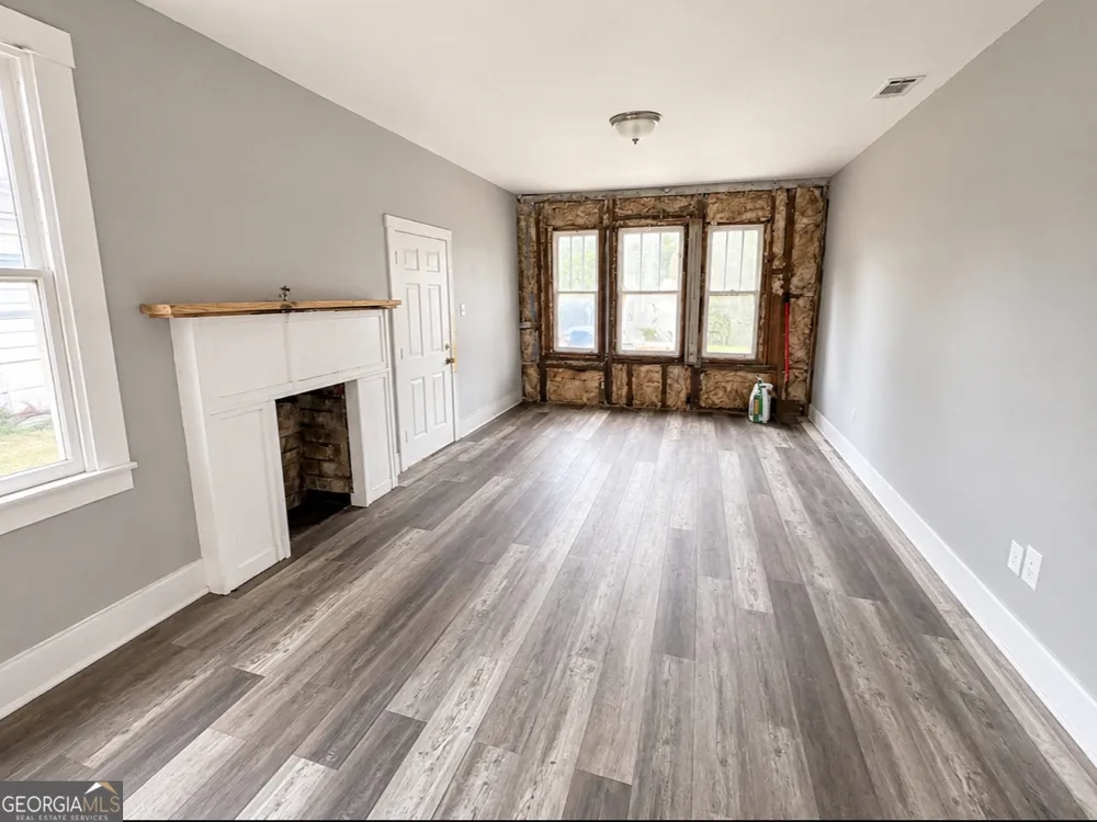 1307 E 42nd ST Savannah, GA 31404
