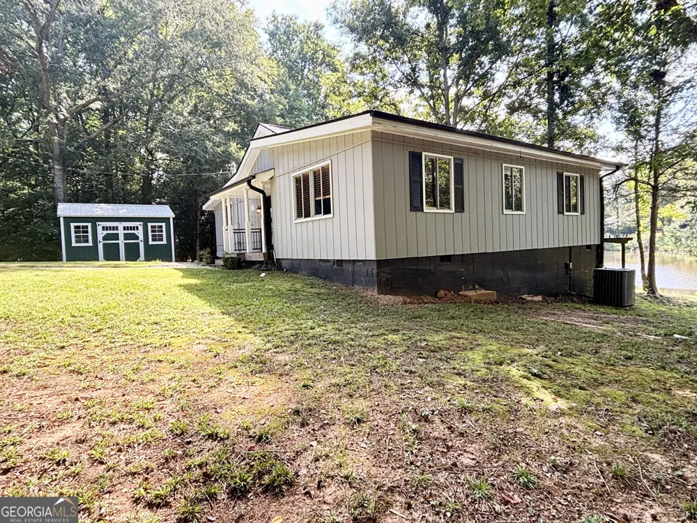 557 Benttree CIR Toccoa, GA 30577