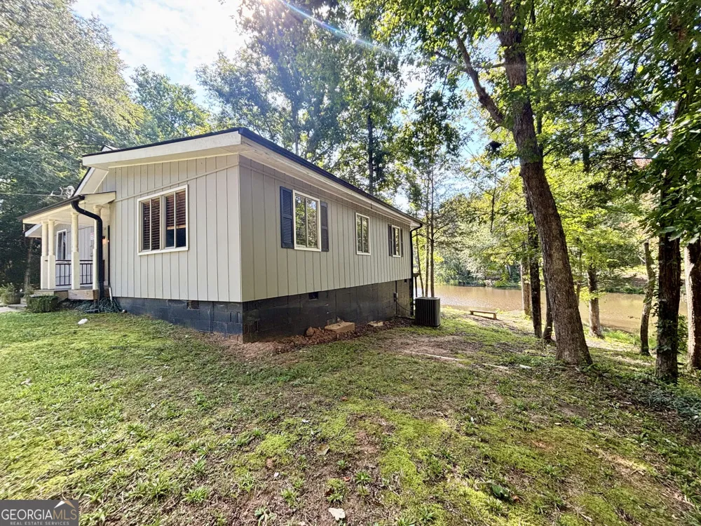 557 Benttree CIR Toccoa, GA 30577