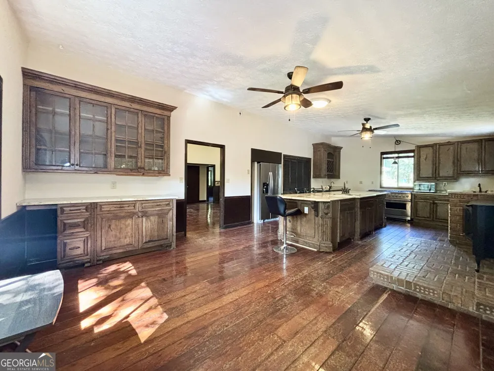 557 Benttree CIR Toccoa, GA 30577
