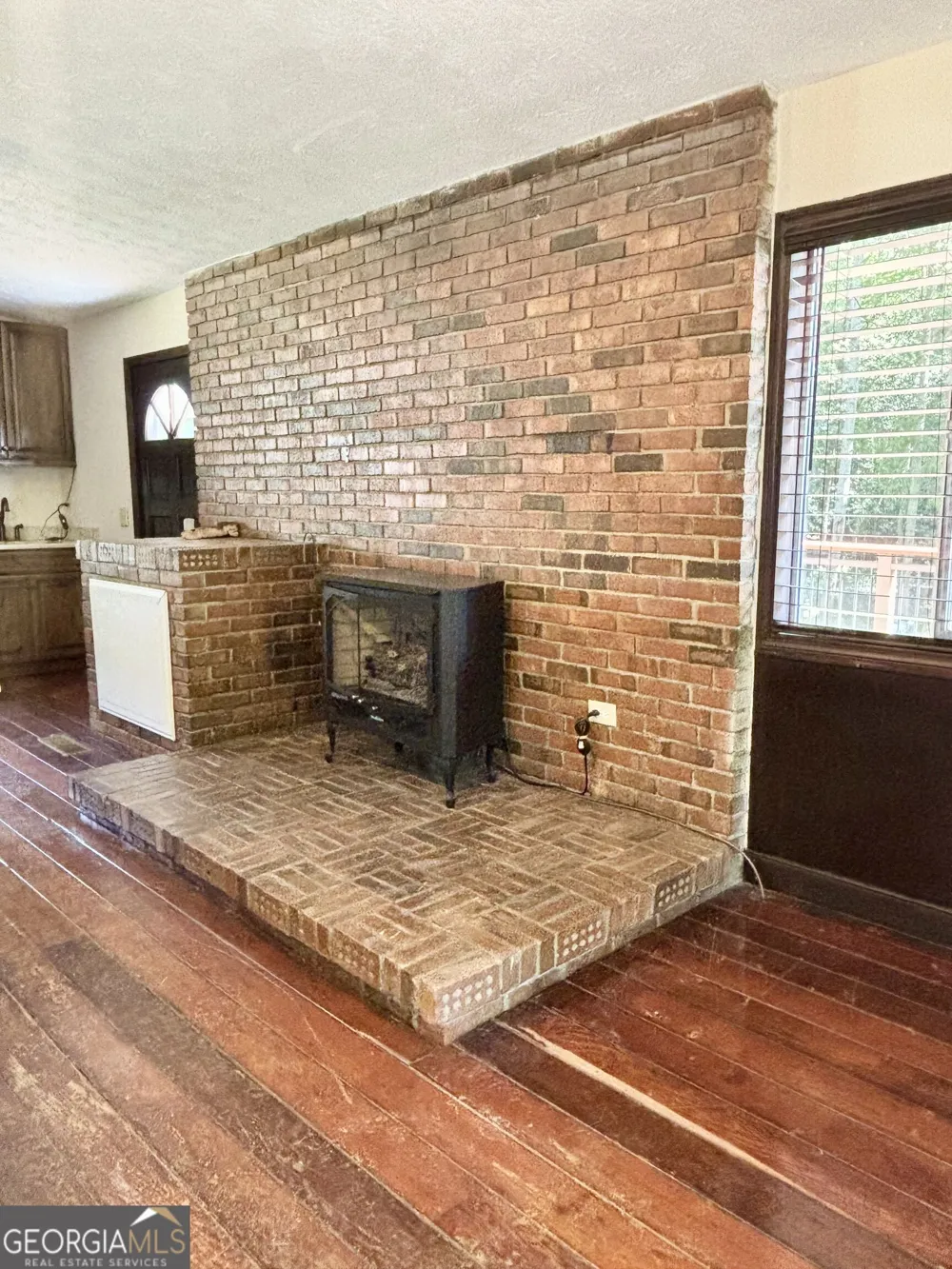 557 Benttree CIR Toccoa, GA 30577
