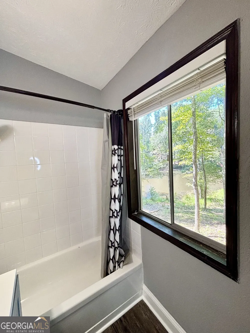 557 Benttree CIR Toccoa, GA 30577