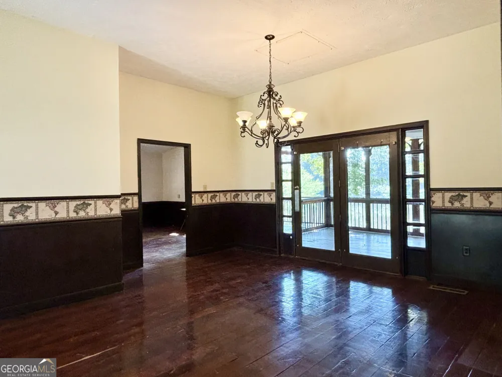 557 Benttree CIR Toccoa, GA 30577