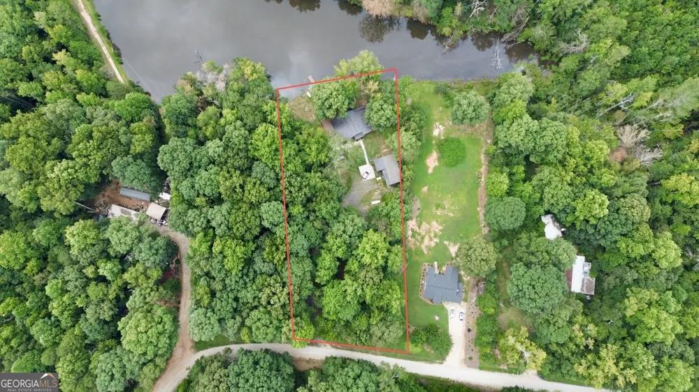 557 Benttree CIR Toccoa, GA 30577