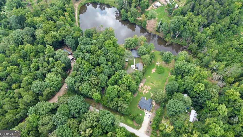 557 Benttree CIR Toccoa, GA 30577