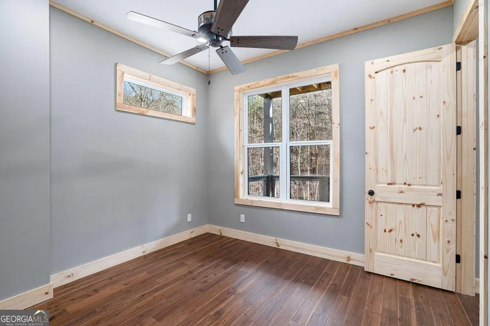 677 Catawba CIR Ellijay, GA 30540