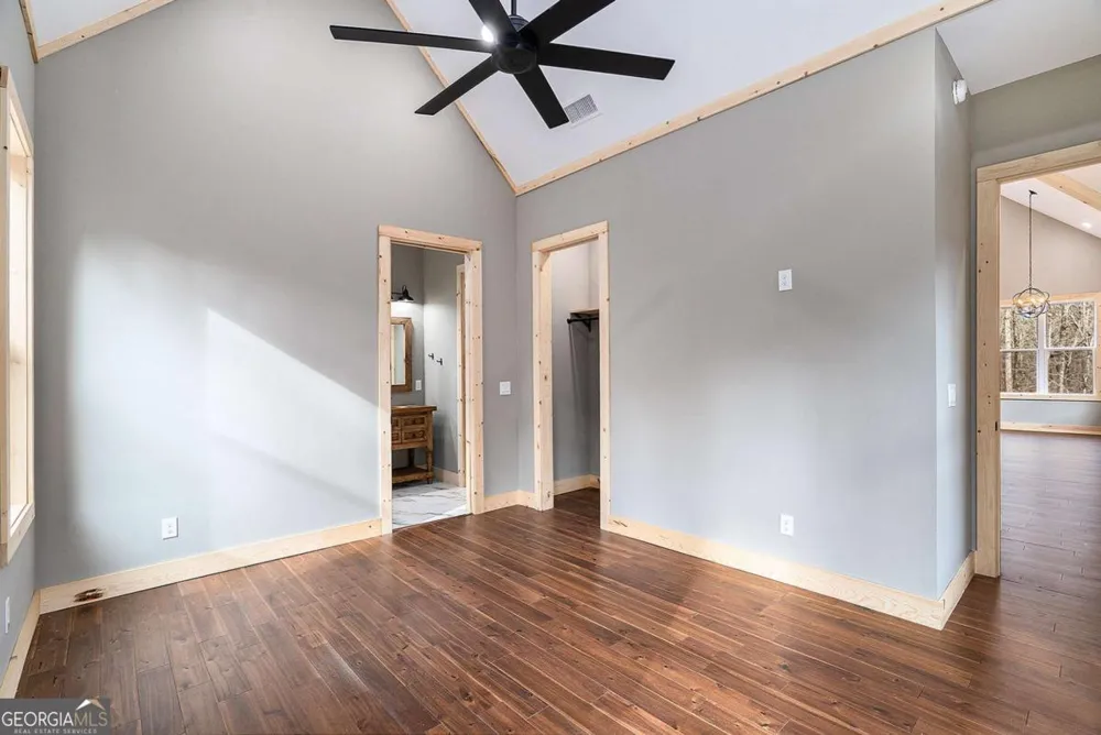 677 Catawba CIR Ellijay, GA 30540