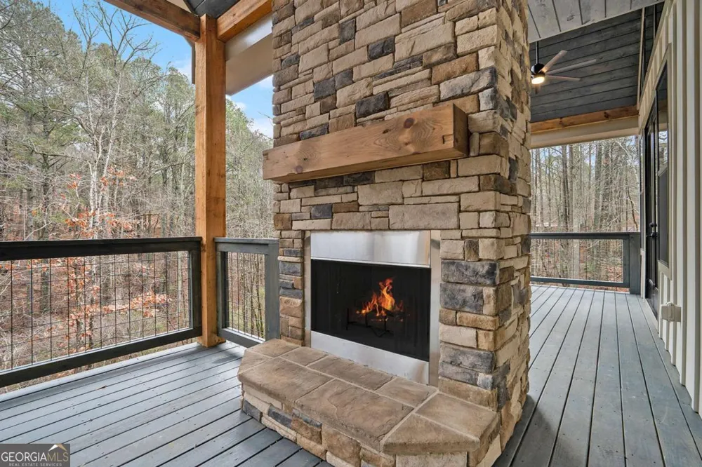 677 Catawba CIR Ellijay, GA 30540