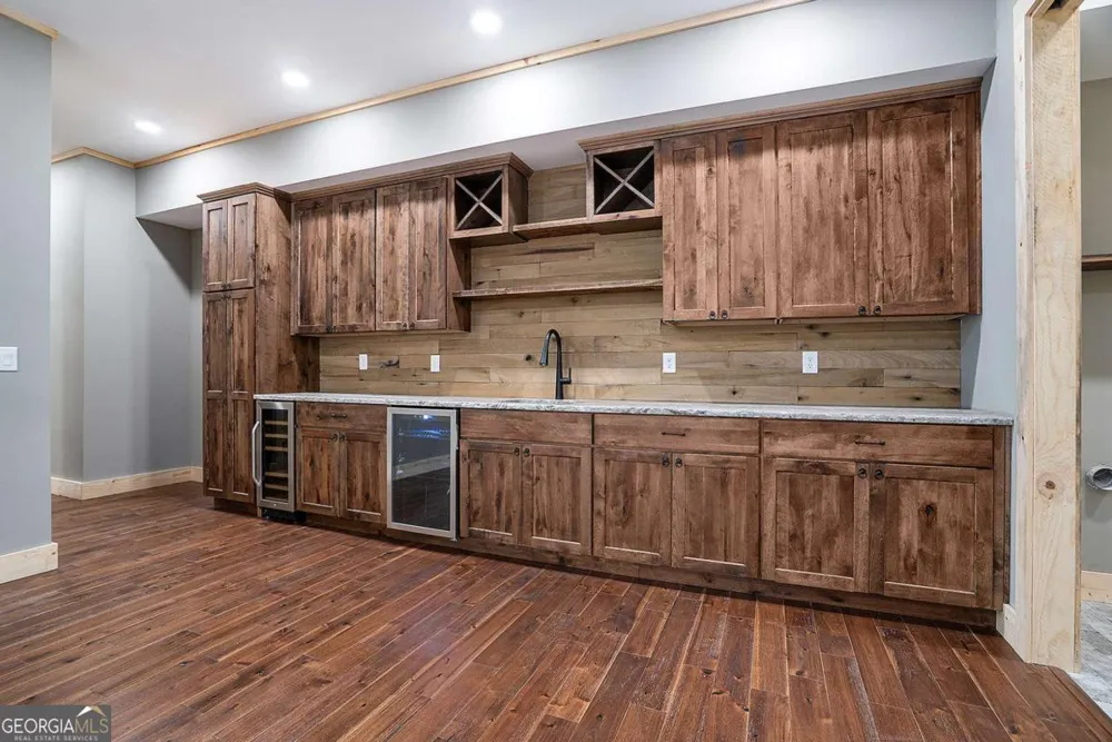 677 Catawba CIR Ellijay, GA 30540