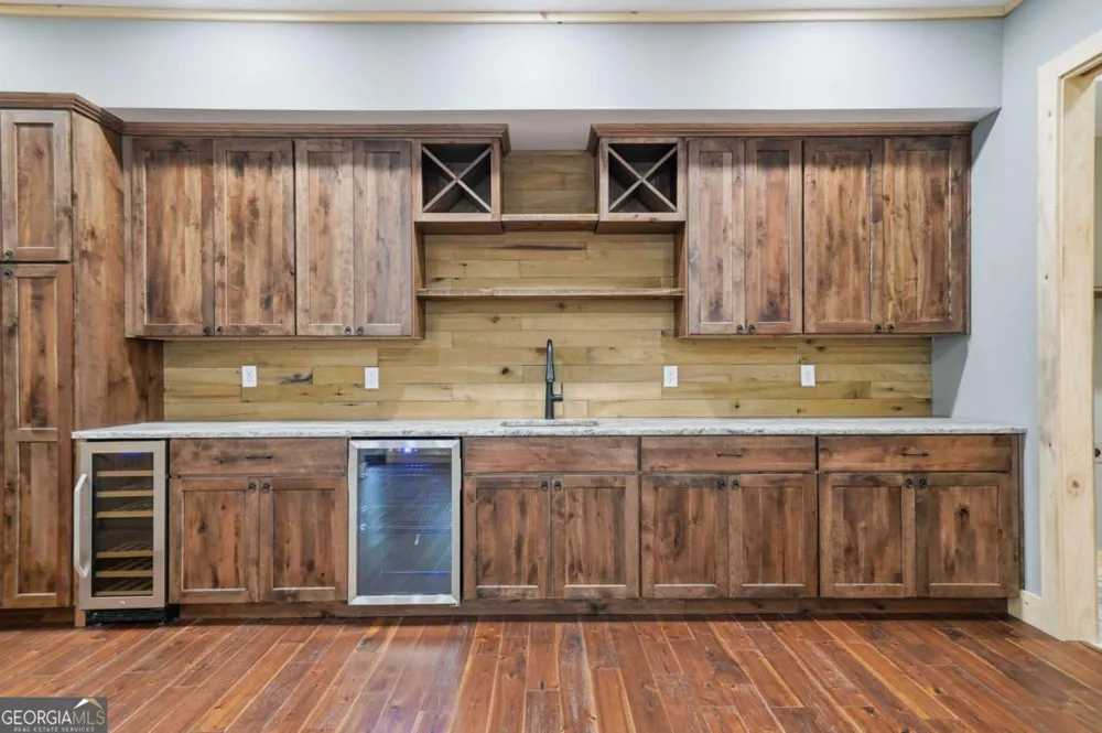 677 Catawba CIR Ellijay, GA 30540
