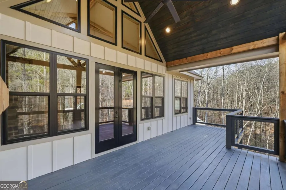 677 Catawba CIR Ellijay, GA 30540