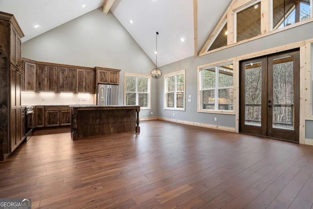 677 Catawba CIR Ellijay, GA 30540