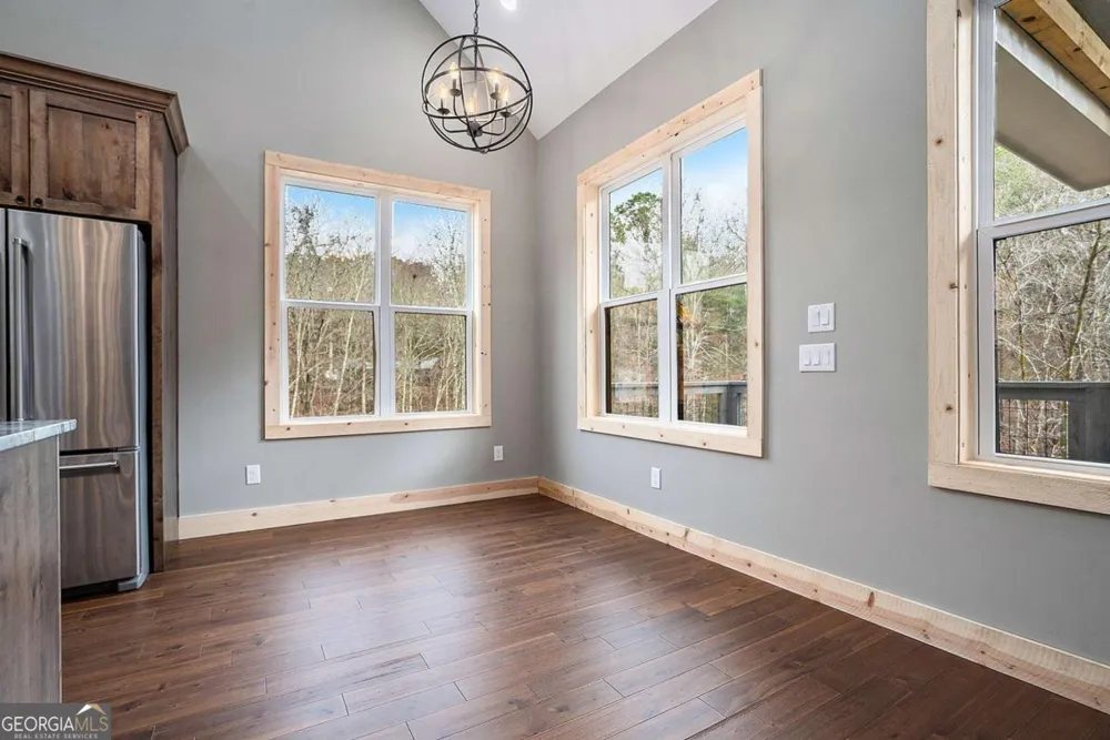 677 Catawba CIR Ellijay, GA 30540
