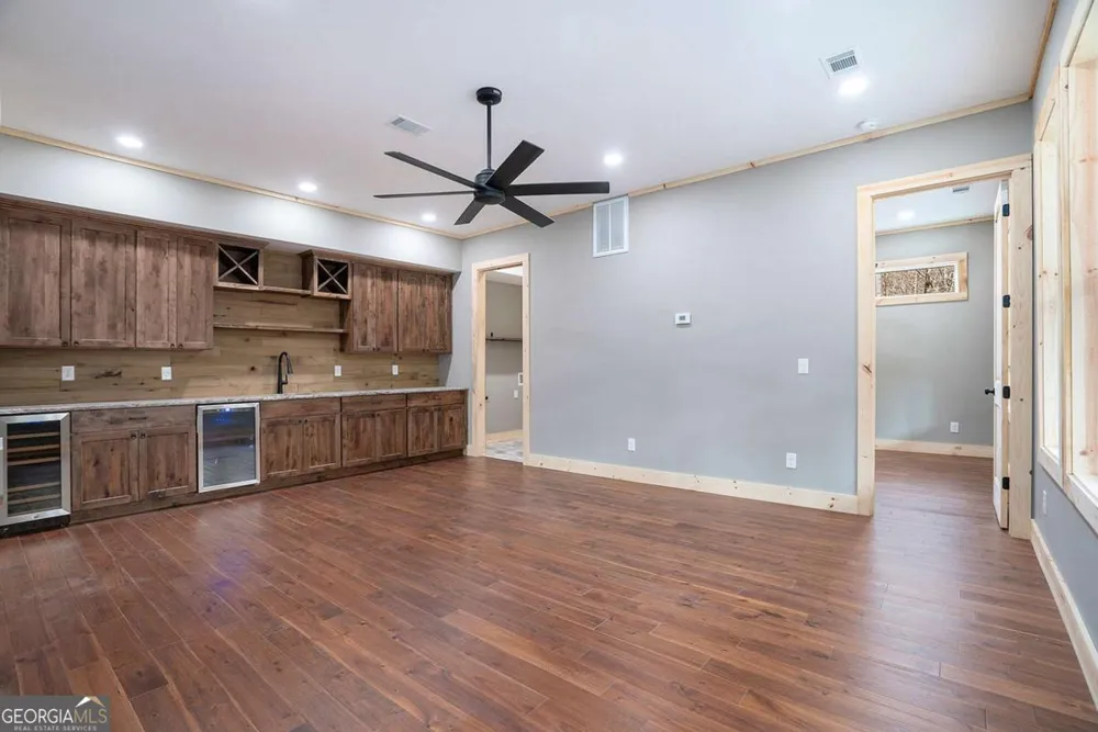 677 Catawba CIR Ellijay, GA 30540