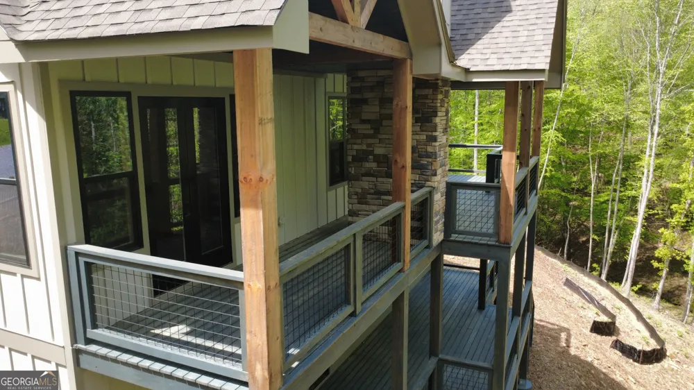 677 Catawba CIR Ellijay, GA 30540