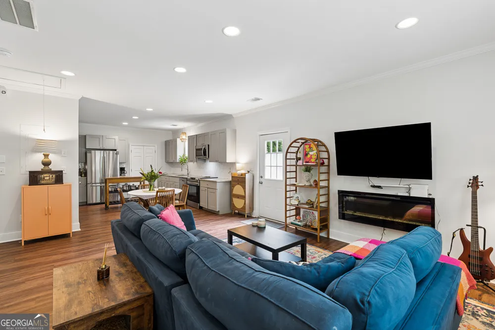 2533 Romain WAY East Point, GA 30344