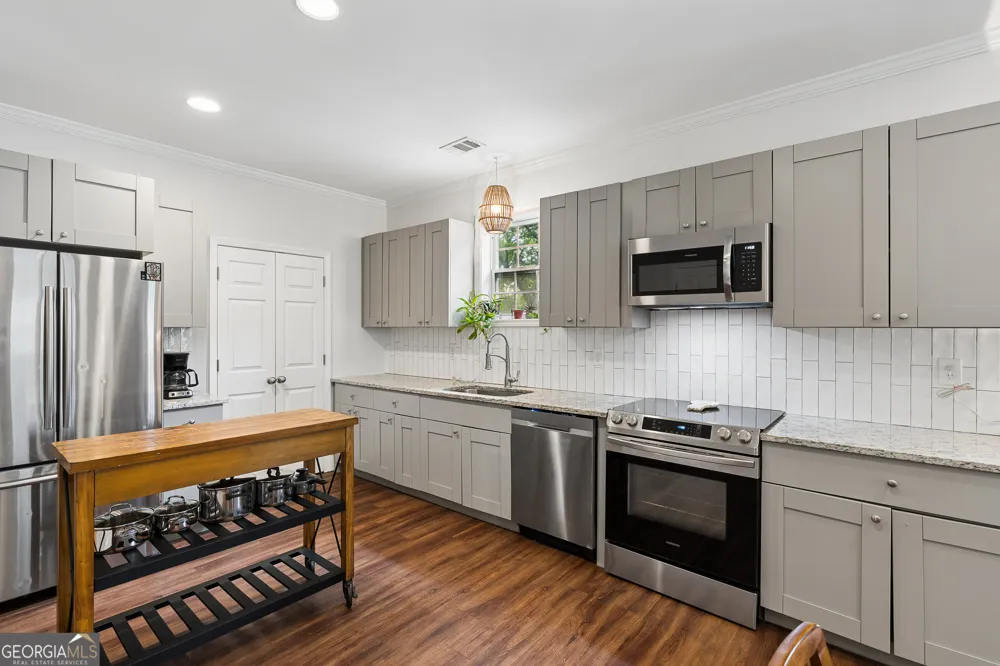 2533 Romain WAY East Point, GA 30344