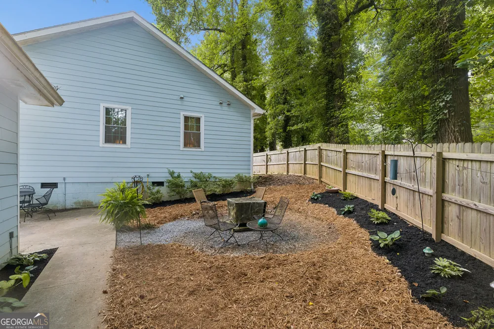 2533 Romain WAY East Point, GA 30344