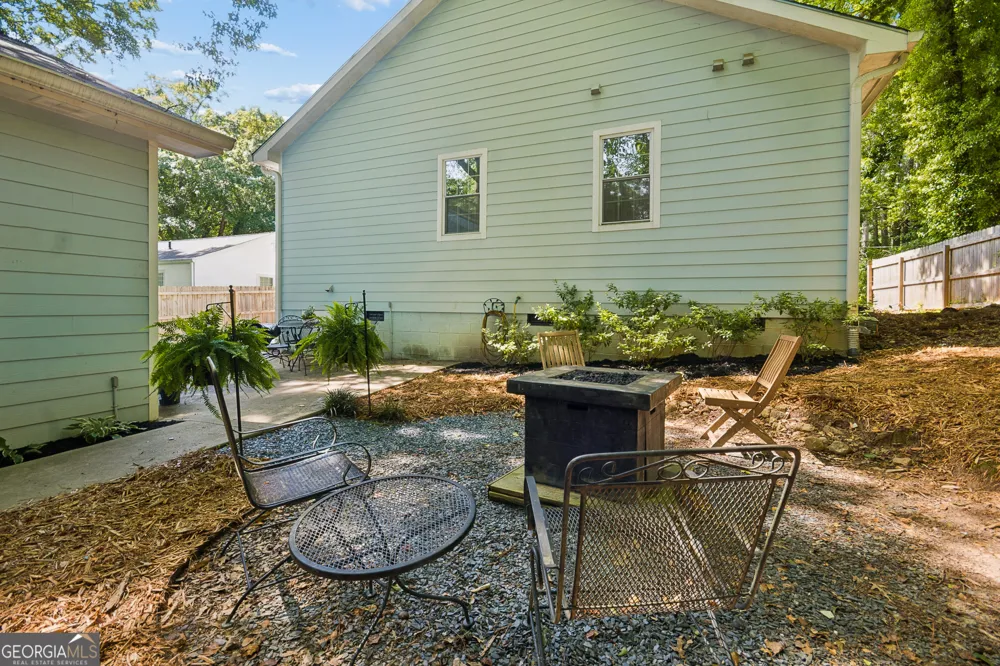 2533 Romain WAY East Point, GA 30344