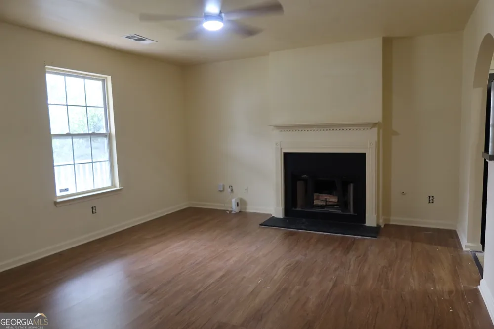 306 Breeze Meadow Fairburn, GA 30213