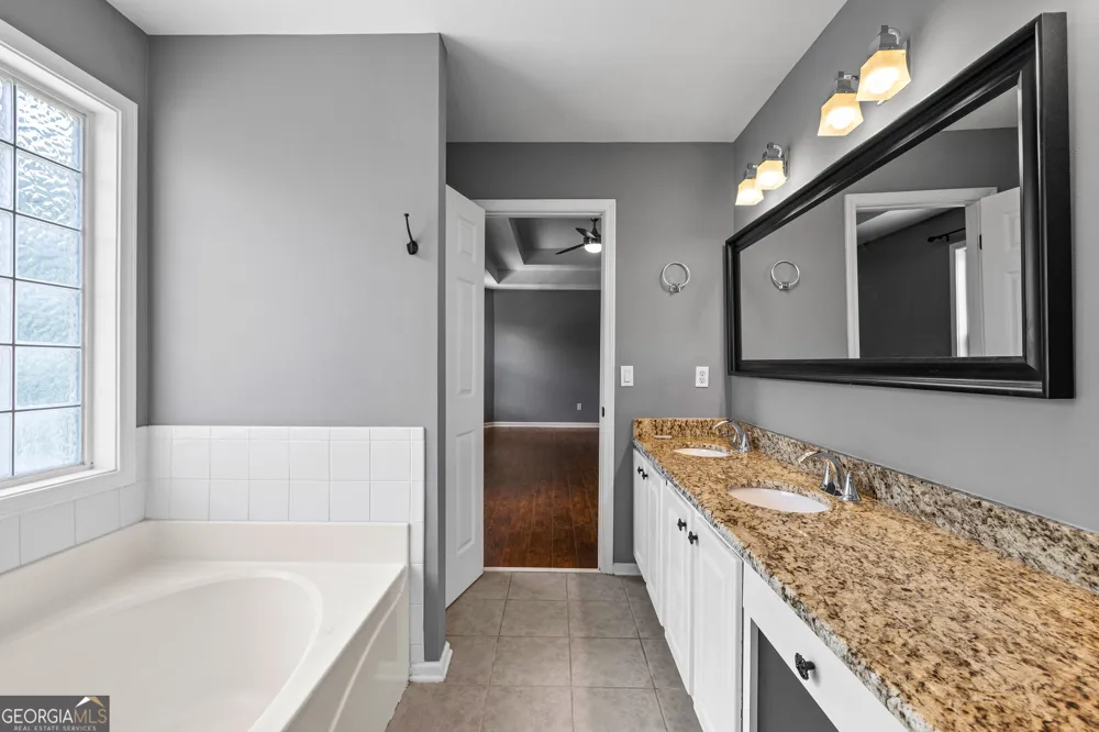 39 The Crescent Newnan, GA 30263