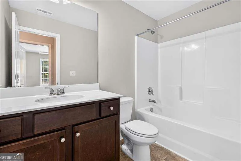 4688A Beacon Ridge LN Flowery Branch, GA 30542