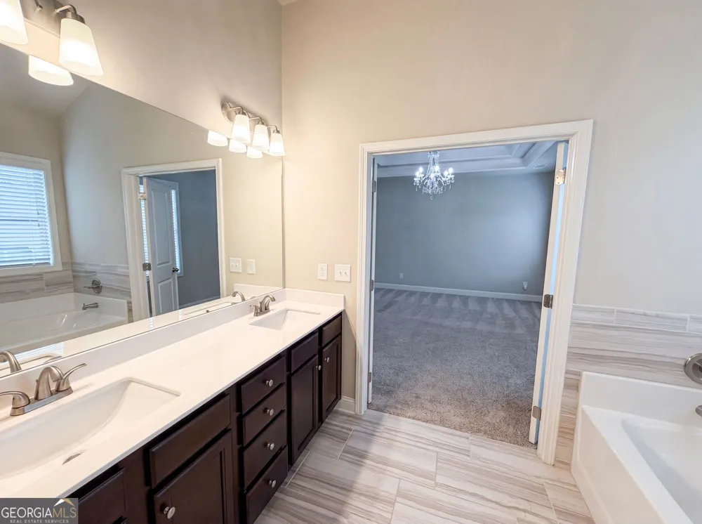 158 Mitchem Creek DR Loganville, GA 30052