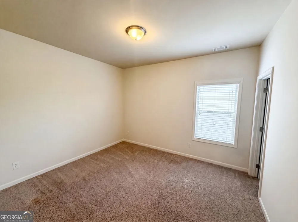 158 Mitchem Creek DR Loganville, GA 30052