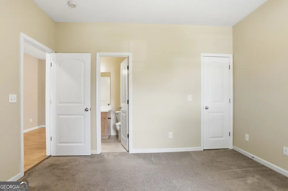 16 Thomas CT NW Cartersville, GA 30121