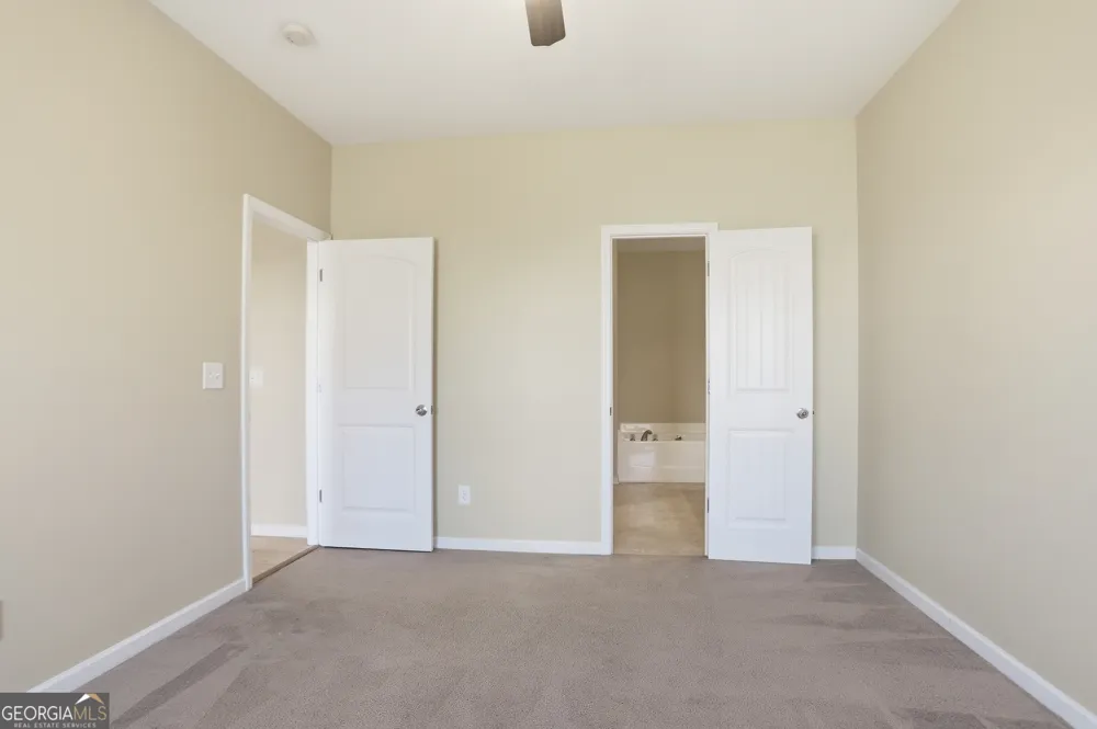16 Thomas CT NW Cartersville, GA 30121