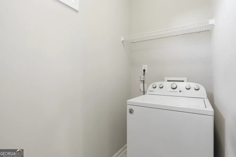 16 Thomas CT NW Cartersville, GA 30121
