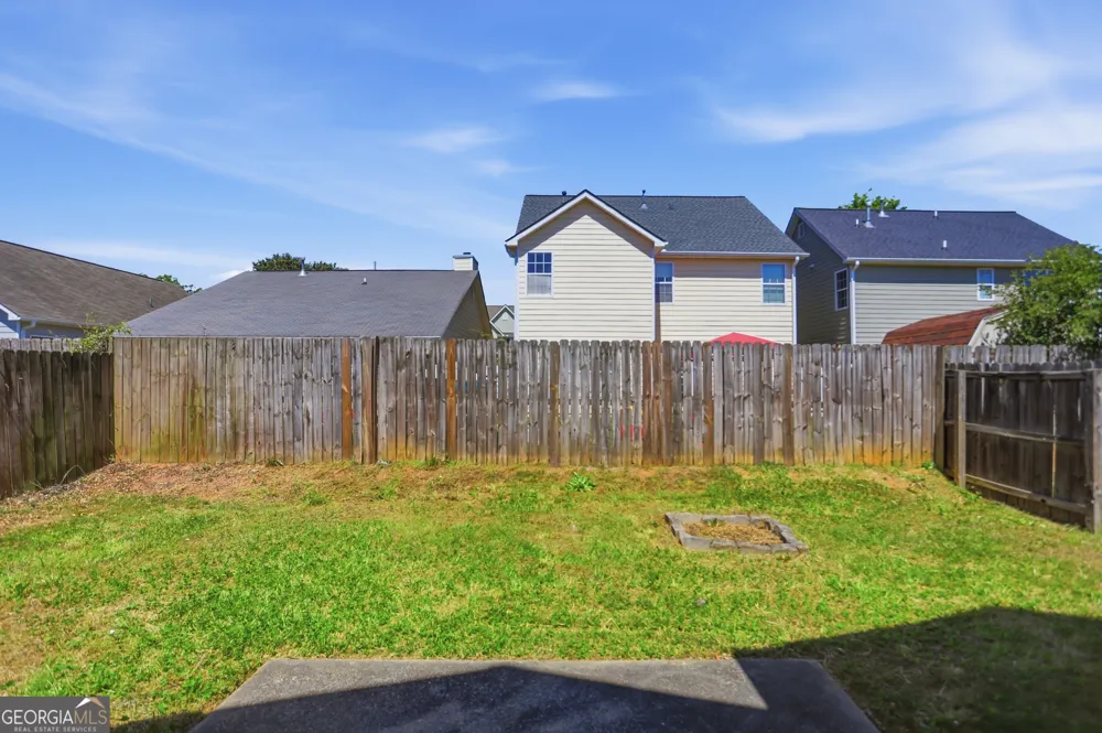 16 Thomas CT NW Cartersville, GA 30121