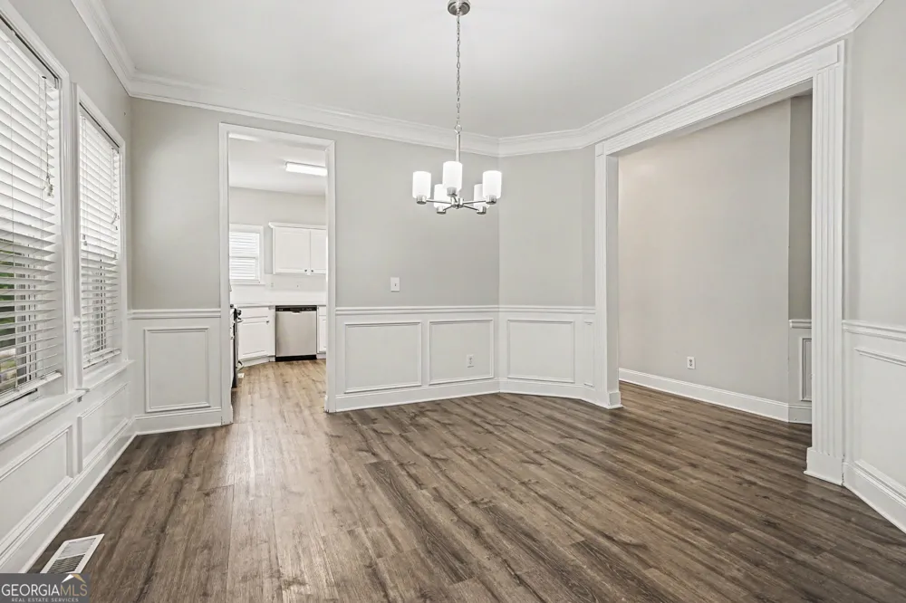 2642 Ambria DR Buford, GA 30519
