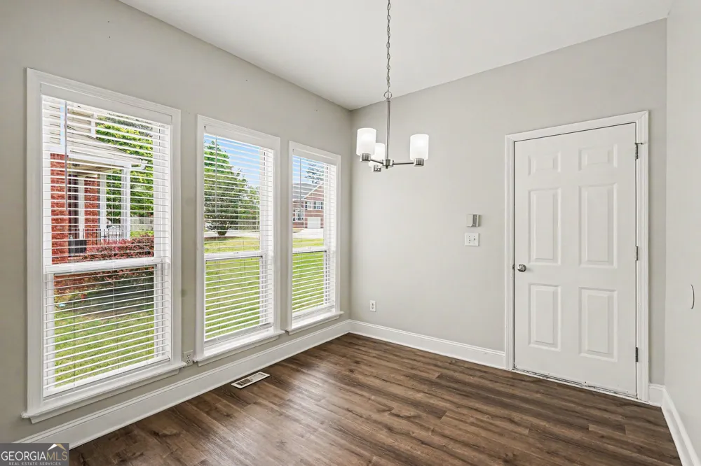 2642 Ambria DR Buford, GA 30519