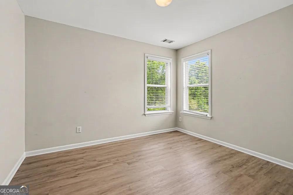 2642 Ambria DR Buford, GA 30519