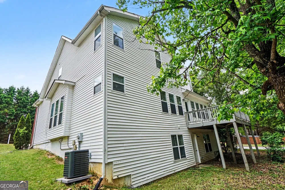 2642 Ambria DR Buford, GA 30519