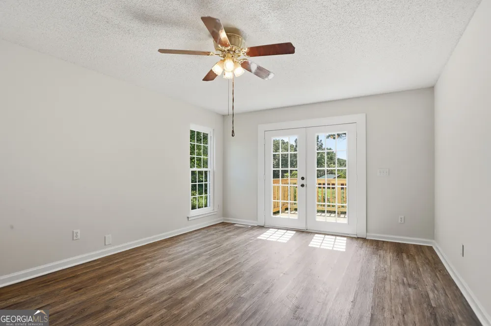 1336 Fate Conn RD Canton, GA 30114