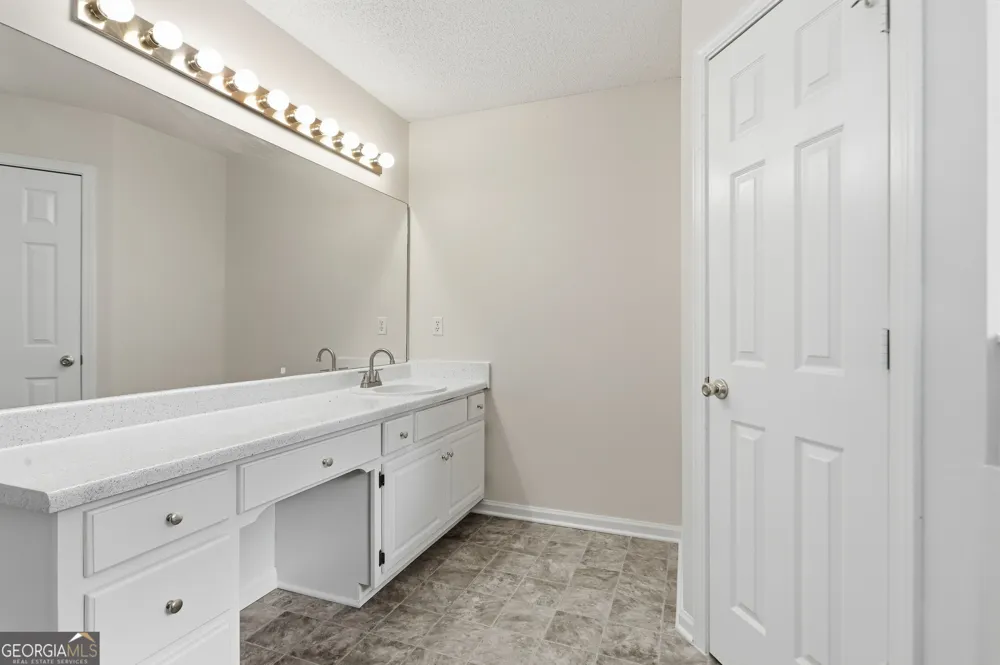 1336 Fate Conn RD Canton, GA 30114