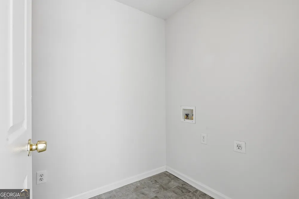 1336 Fate Conn RD Canton, GA 30114