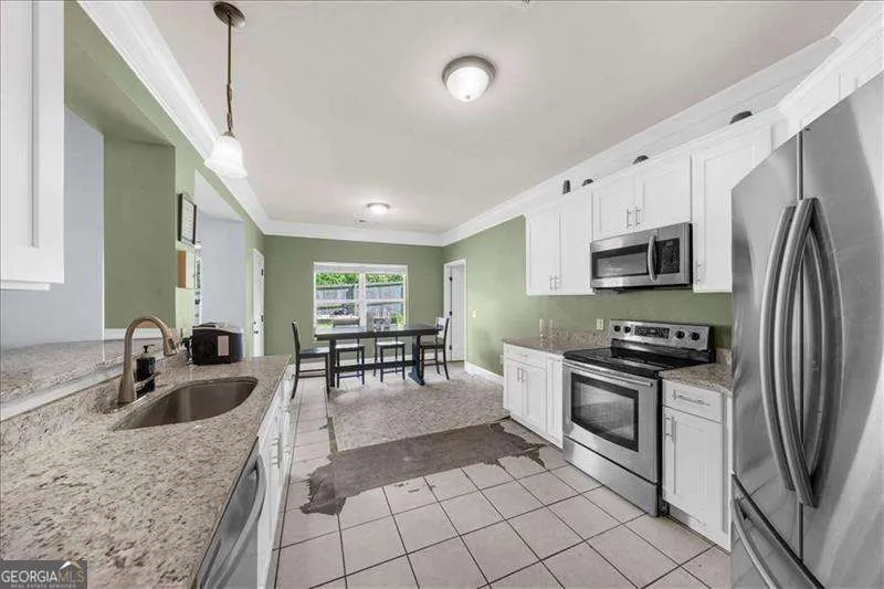 79 Hampton Hills LN Cleveland, GA 30528