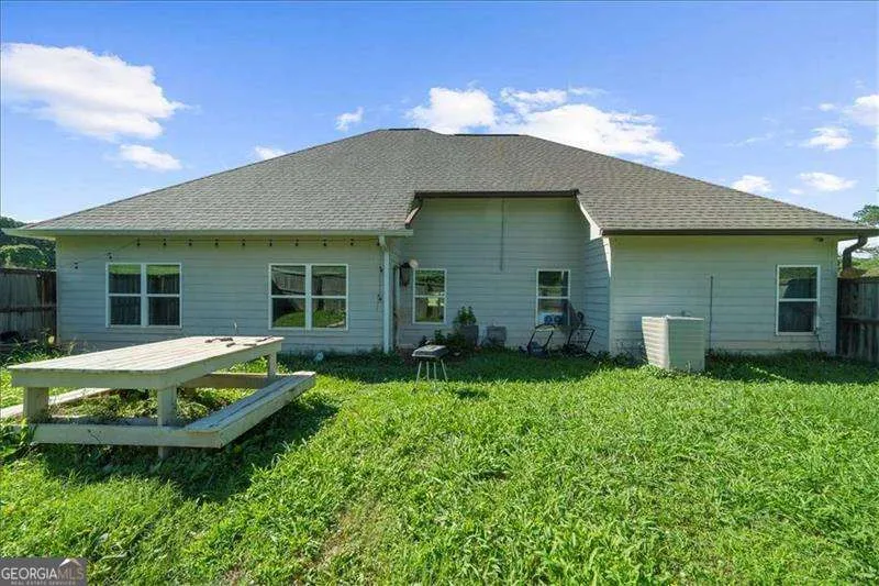 79 Hampton Hills LN Cleveland, GA 30528